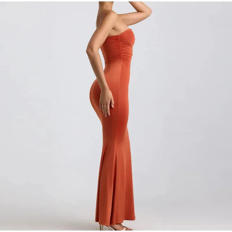 Belmira - Figure flattering strapless dress