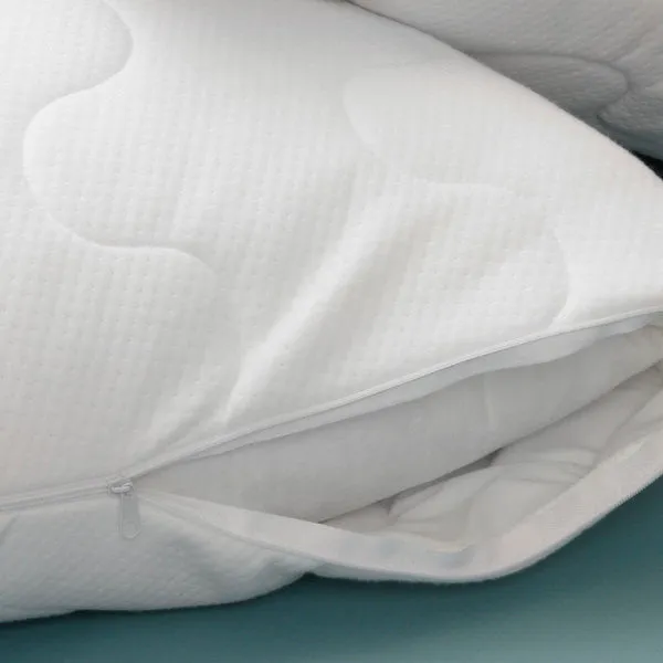 DownLinens Wicking Performance Quilted Pillow Protector (Set of 2)