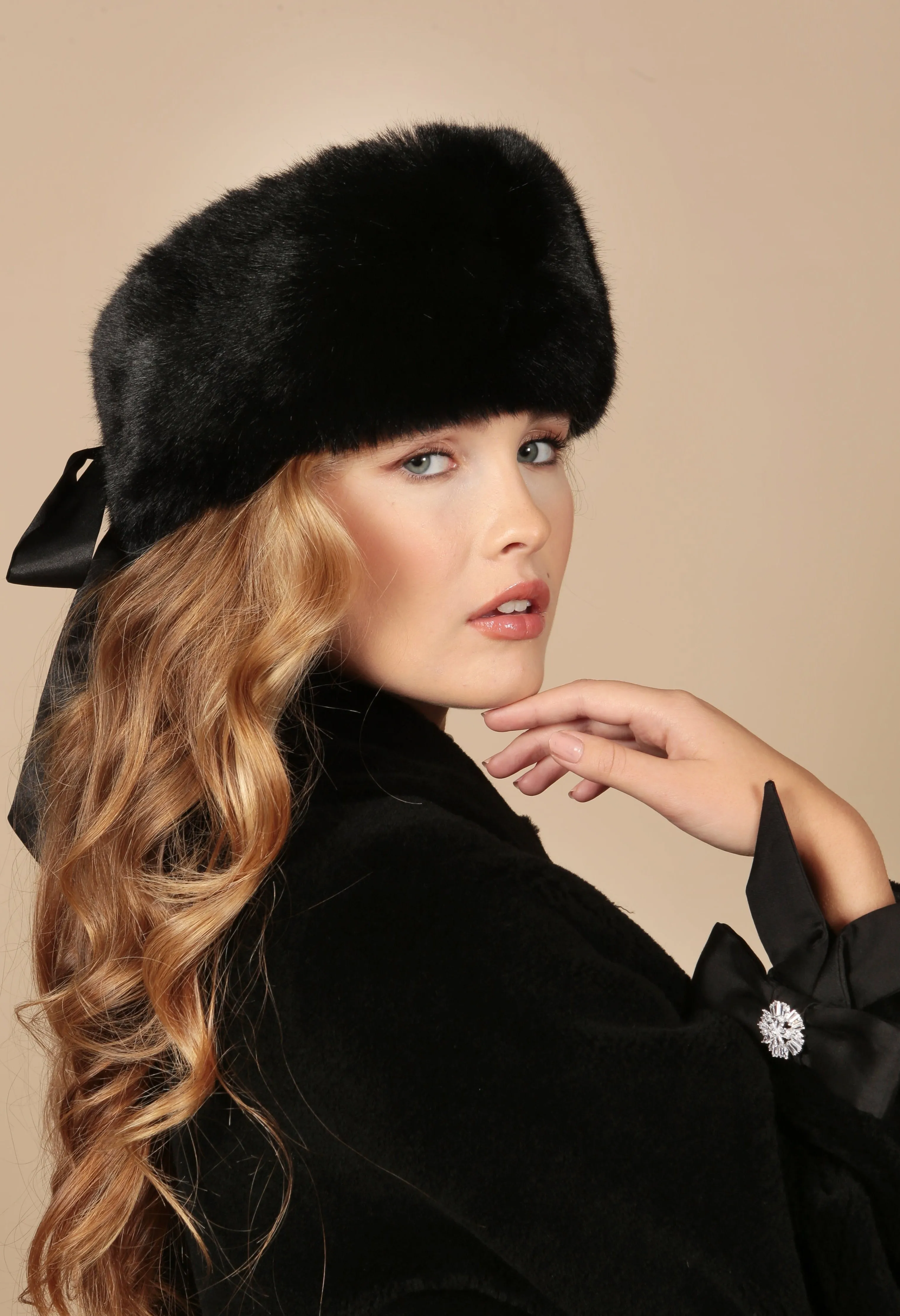 'Harlow' Faux Fur Headband with Satin Bow in Nero