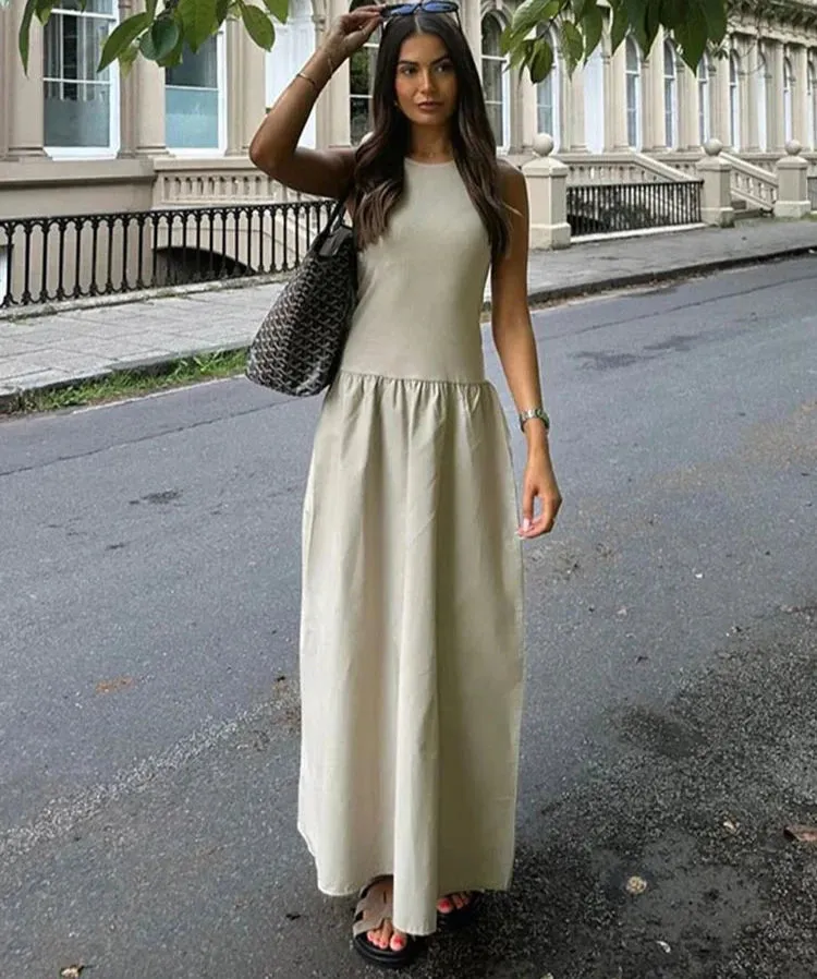 Indie - Boat neck flattering dress