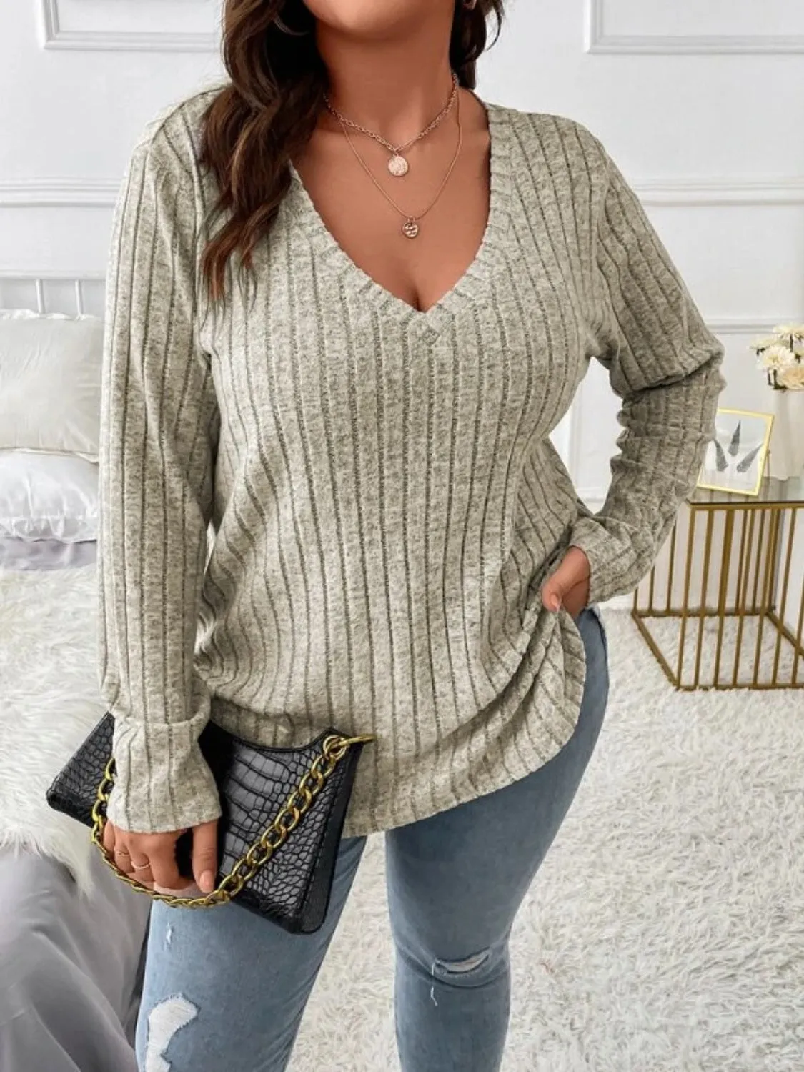 Plus Size V-Neck Long Sleeve Top