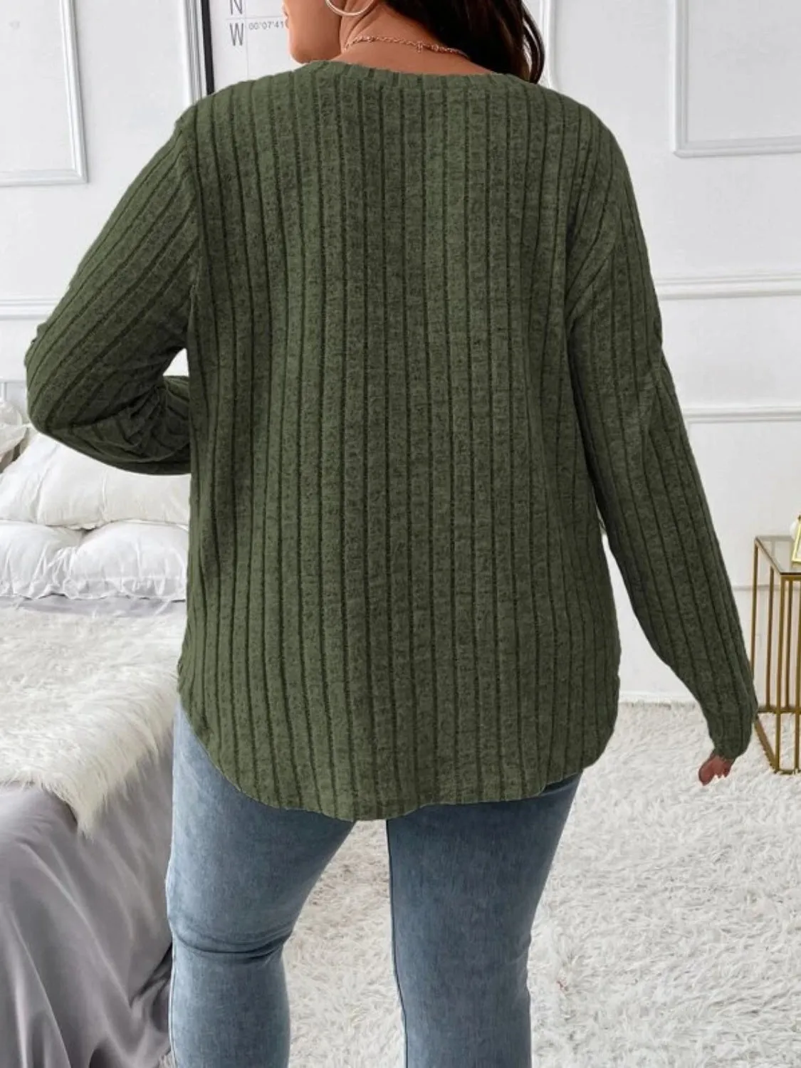 Plus Size V-Neck Long Sleeve Top