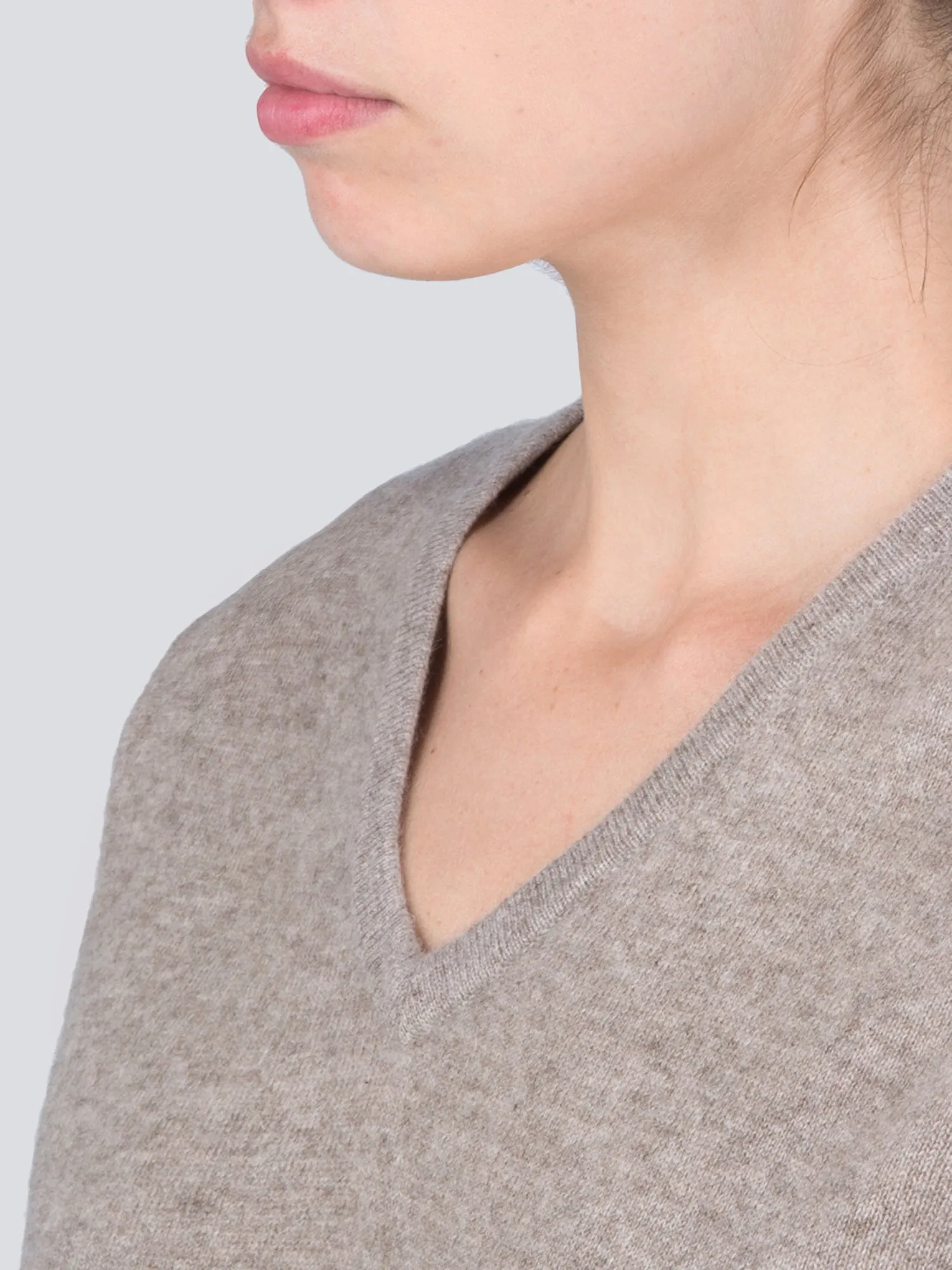 V Neck Sweater_Beige