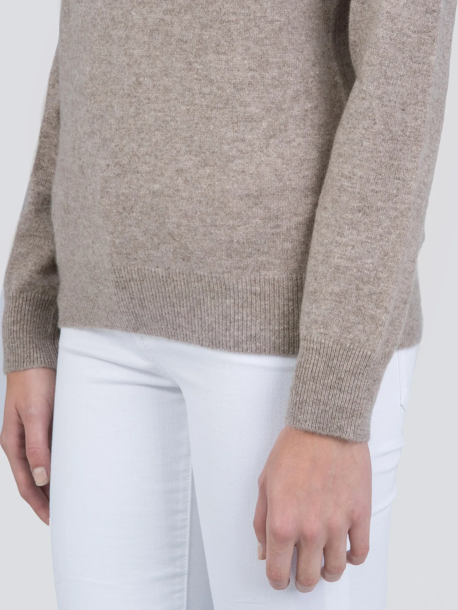 V Neck Sweater_Beige